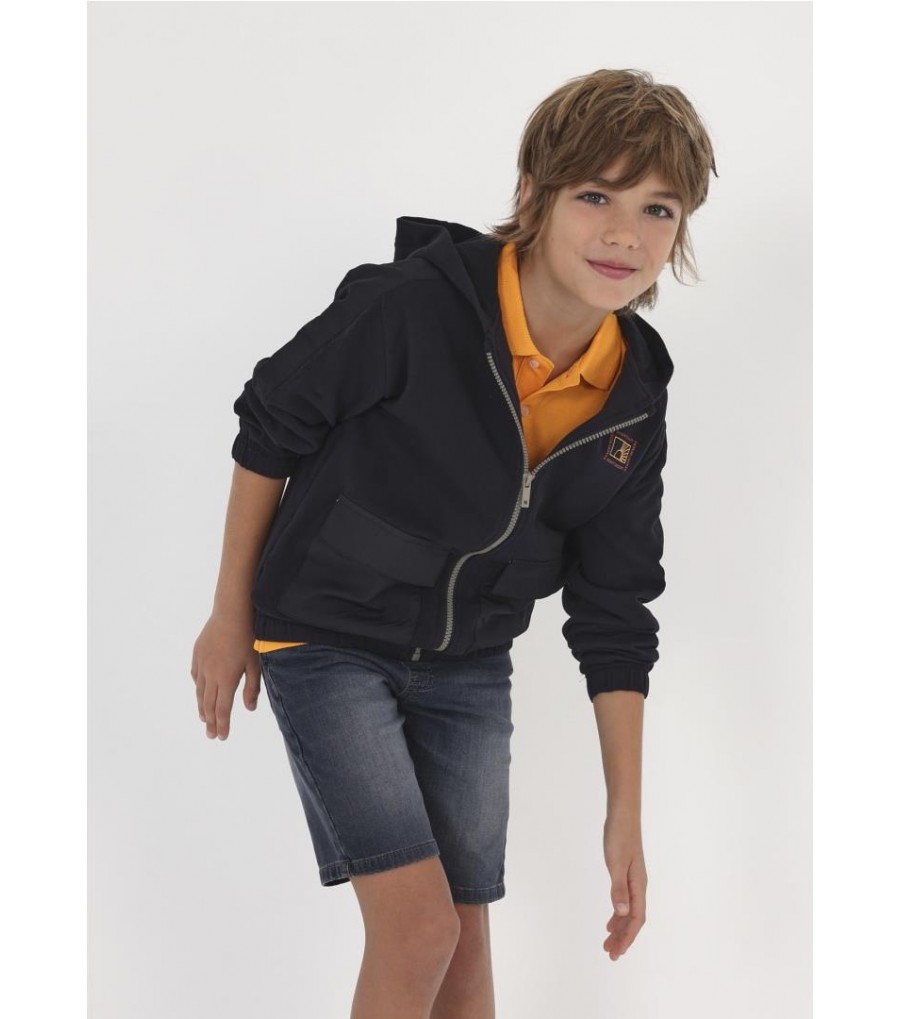 SUDADERA CON CAPUCHA Y... 2