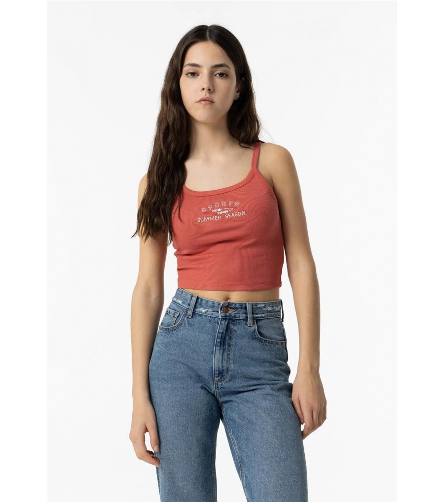 TOP CROP CON BORDADO...