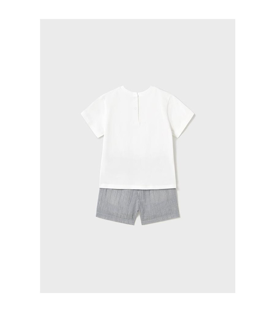 Conjunto bermuda y camiseta... 2