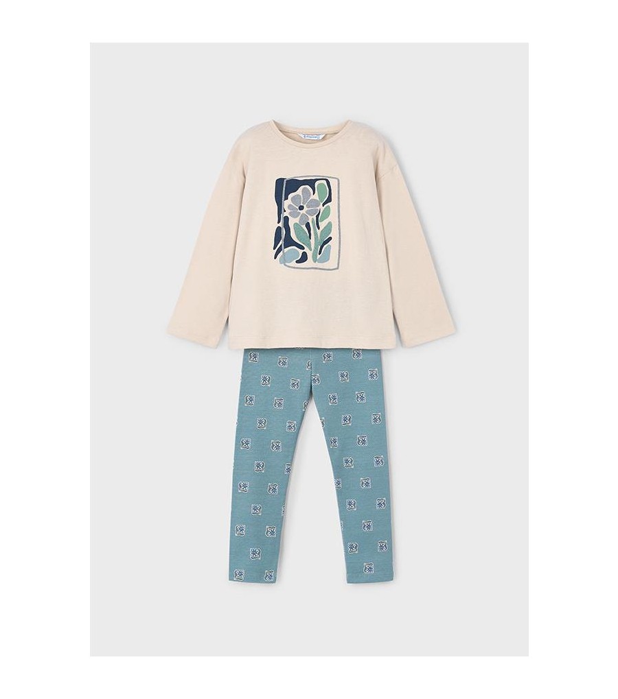 Conjunto legging estampado y camiseta...