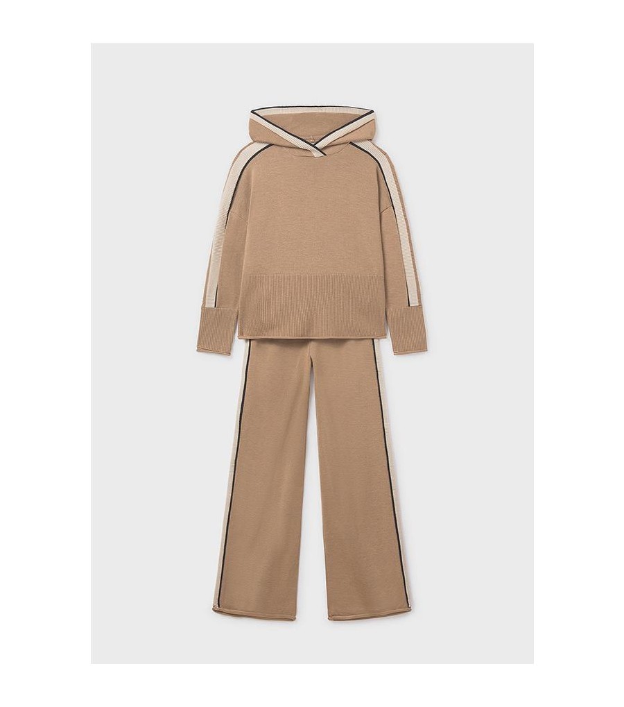Conjunto pantalón y jersey... 2