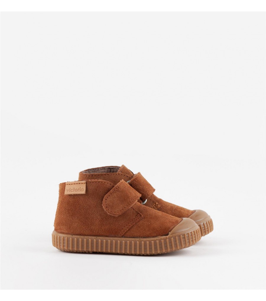 Botas de serraje con tira...