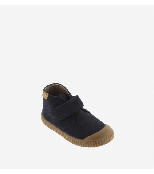 Botas de serraje con tira adherente
1366146