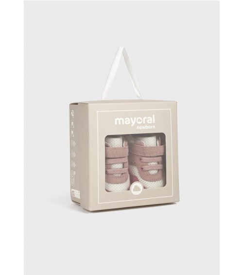 Deportiva recién nacido 9087