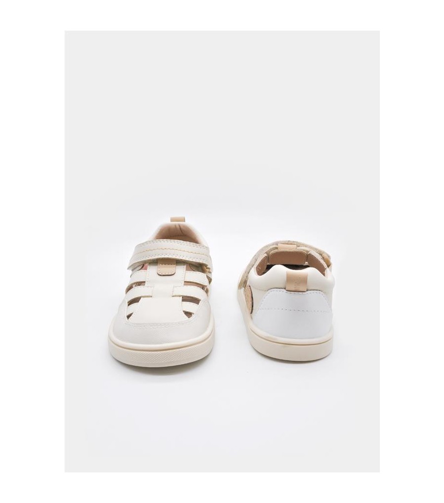 Cangrejera respetuosa niño...