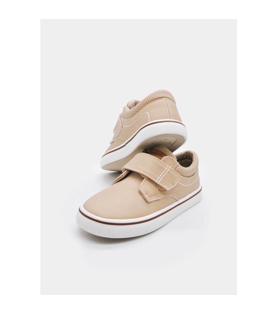 Zapato casual velcro niño...