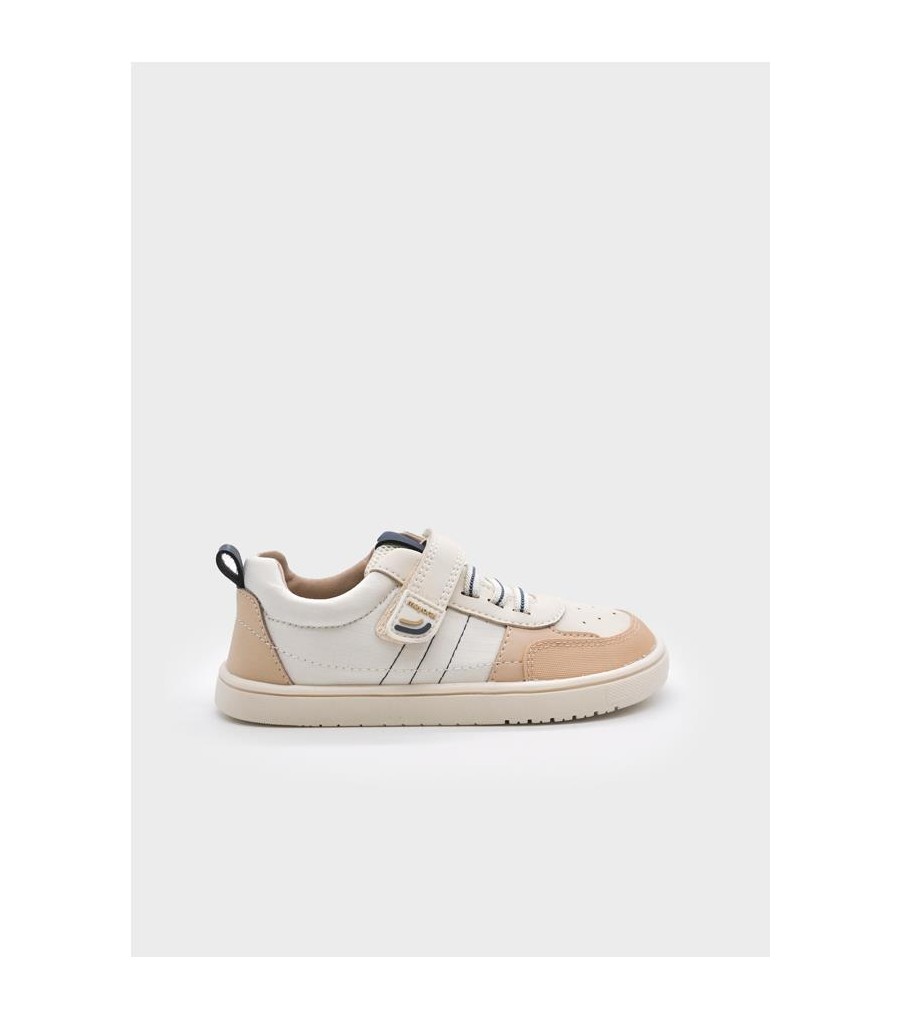 Deportiva respetuosa casual... 2