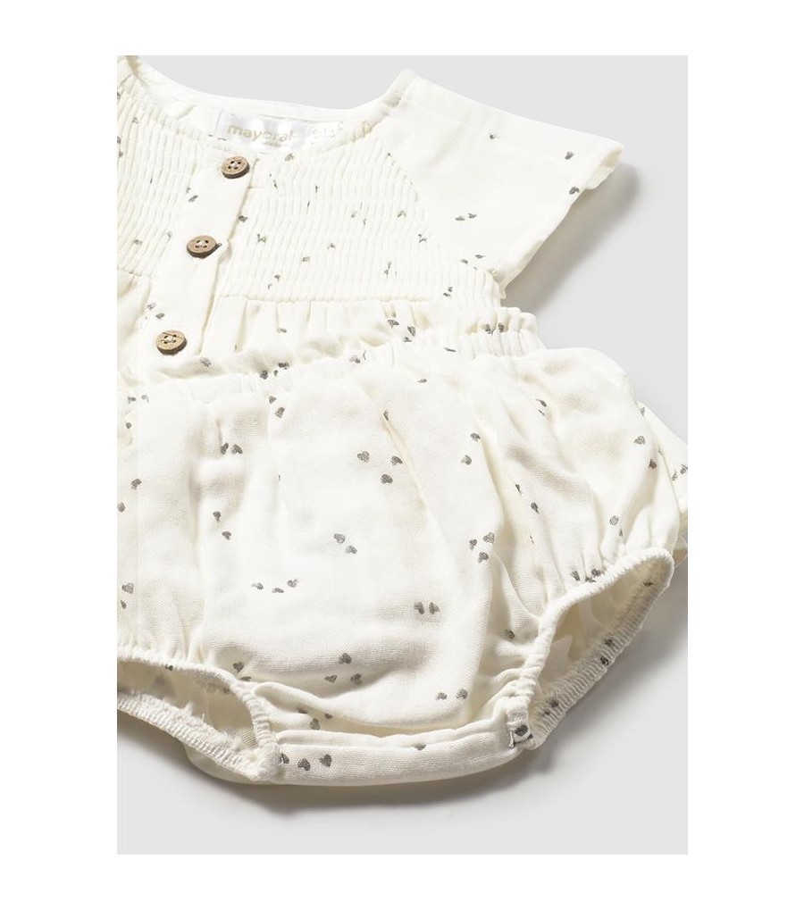 Conjunto cubrepañal y blusa... 2