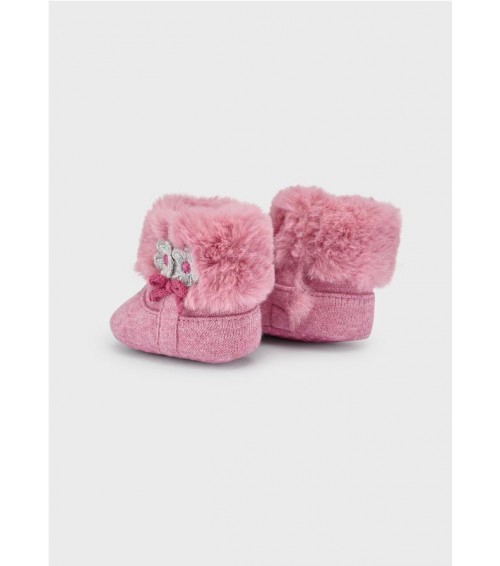 BOTA DE PELO PARA RECIEN NACIDA NIÑA MAYORAL 9567