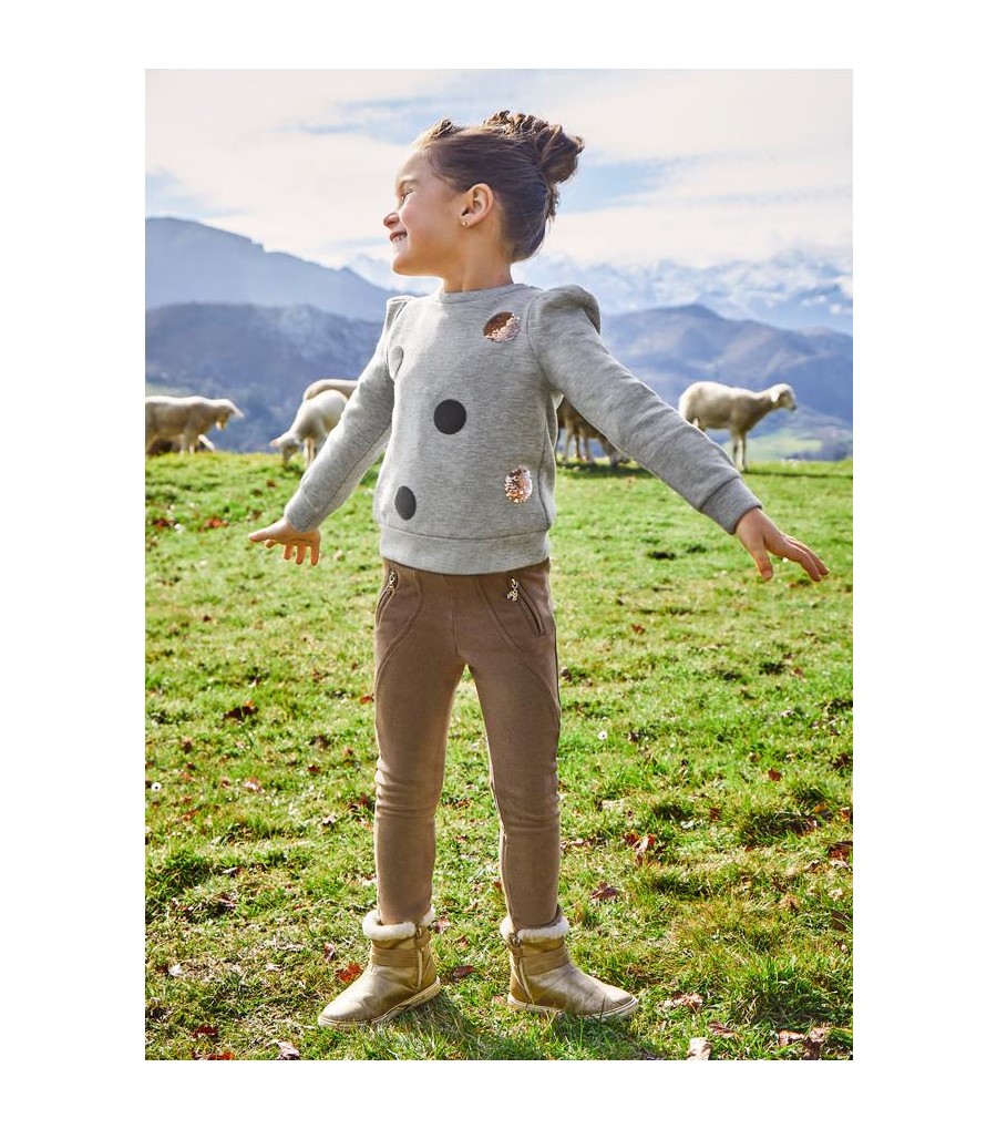 PANTALON CON CREMALLERAS...